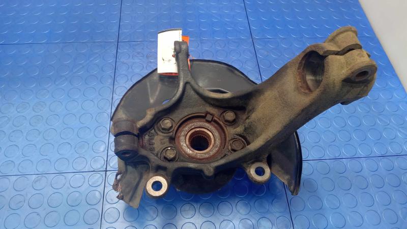 2015 Nissan Rogue Spindle Knuckle Front
