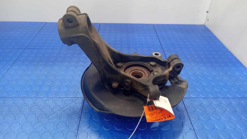 2015 Nissan Rogue Spindle Knuckle Front