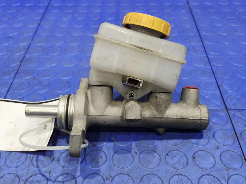 2008 Subaru Legacy Master Cylinder
