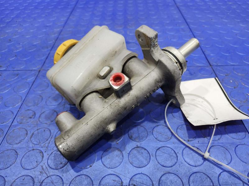 2009-2013 Subaru Forester Brake Master Cylinder Assembly OEM 26401AG030