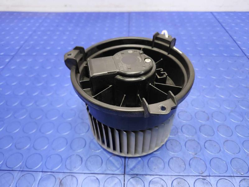 2010 Toyota Highlander Blower Motor