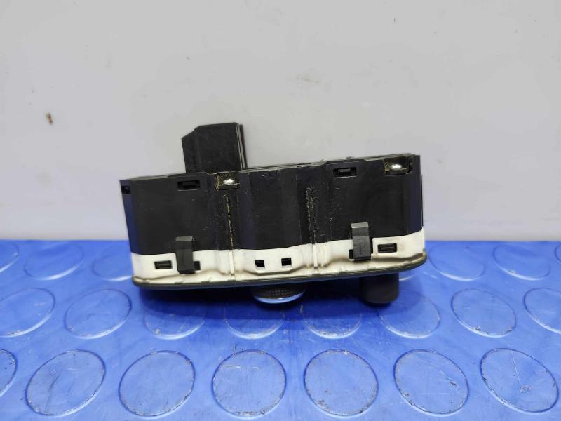 2023 Chevrolet Bolt EUV Headlight Switch (Dash Mtd)
