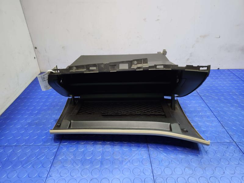 2015 Ford Fusion Glove Box