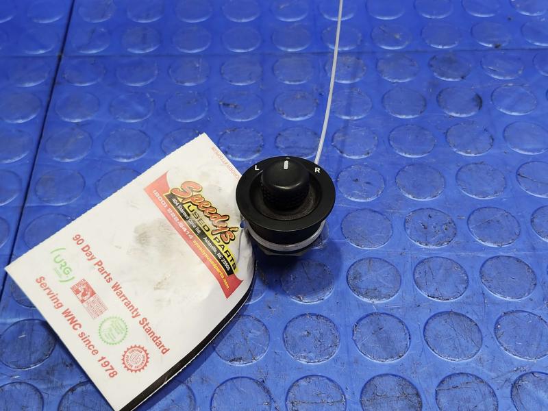 2010 Dodge Challenger Door Switch Front
