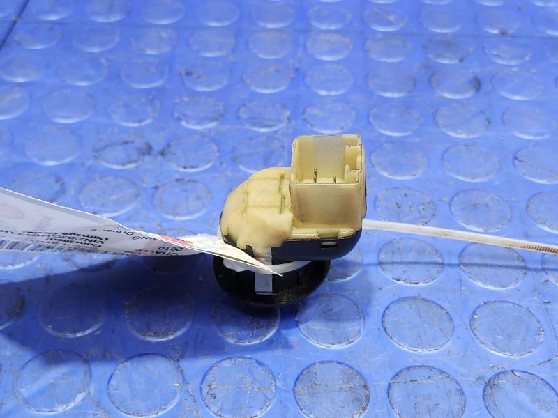 2010 Dodge Challenger Door Switch Front