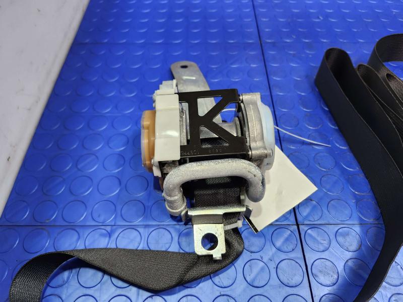 2013 Honda Civic Front Seat Belt