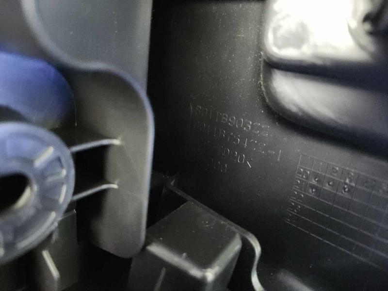 2022 Mitsubishi Eclipse Cross Front Console