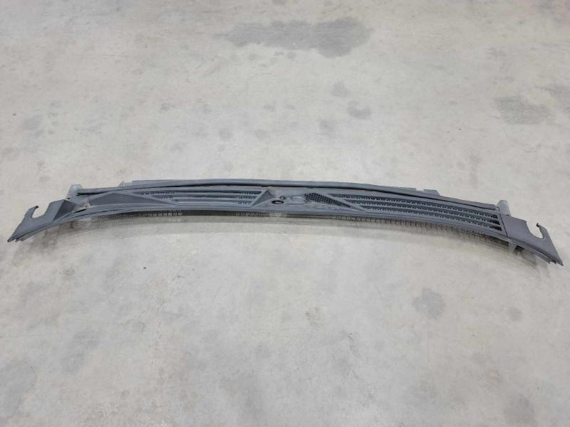 2007-2014 Cadillac Cowl Panel Cover Air Inlet Grille Genuine OEM 25872303