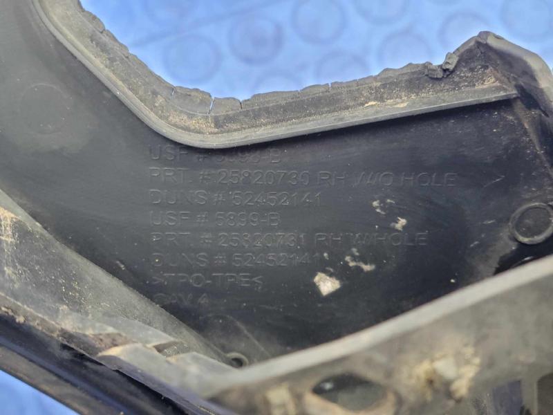 2007-2014 Cadillac Cowl Panel Cover Air Inlet Grille Genuine OEM 25872303