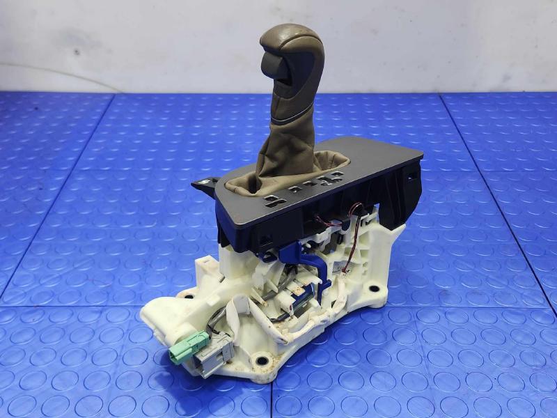 2007-2009 Acura MDX Automatic Gear Shifter Assembly Genuine OEM 54200STXA83