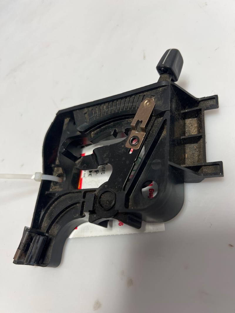 1996 - 2002 Toyota 4Runner Rear Heater AC Temperature Controls OEM 5590035150