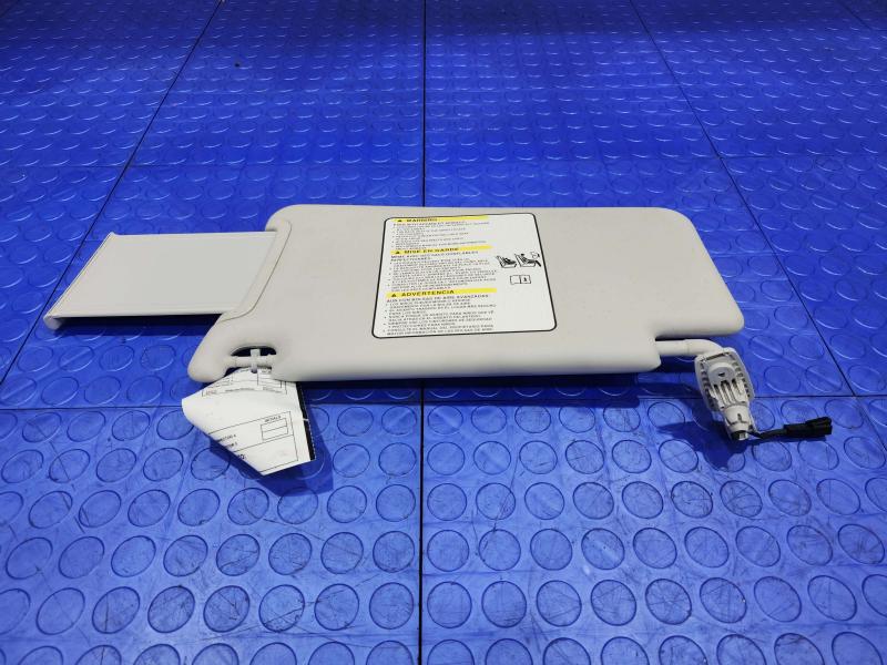 2020 Jeep Renegade Sun Visor