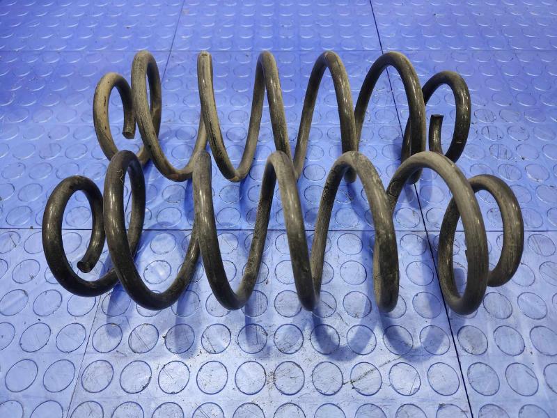 2013 Toyota Prius Coil/Air Spring