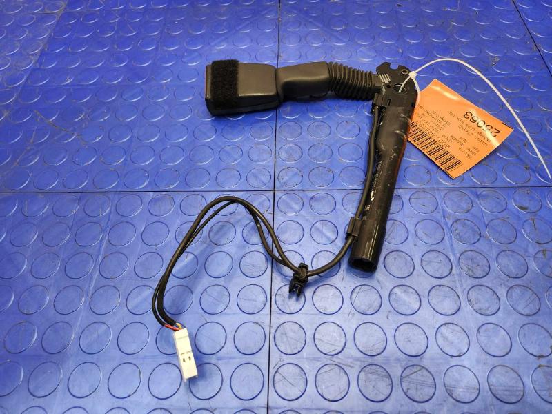 2014-2021 BMW 2-Series Front Seat Belt Buckle Right Passenger Side Black OEM 72117259388