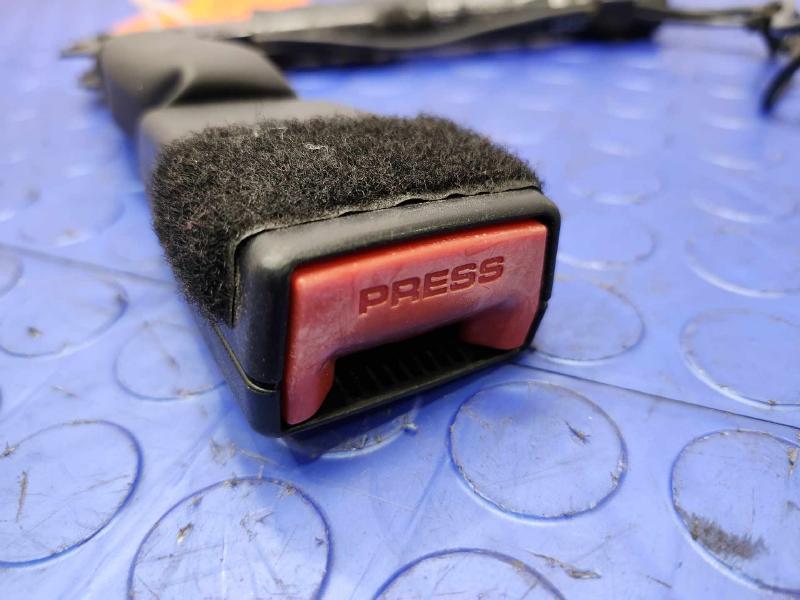 2014-2021 BMW 2-Series Front Seat Belt Buckle Right Passenger Side Black OEM 72117259388