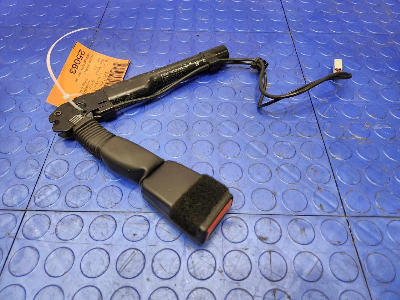 2014-2021 BMW 2-Series Front Seat Belt Buckle Right Passenger Side Black OEM 72117259388