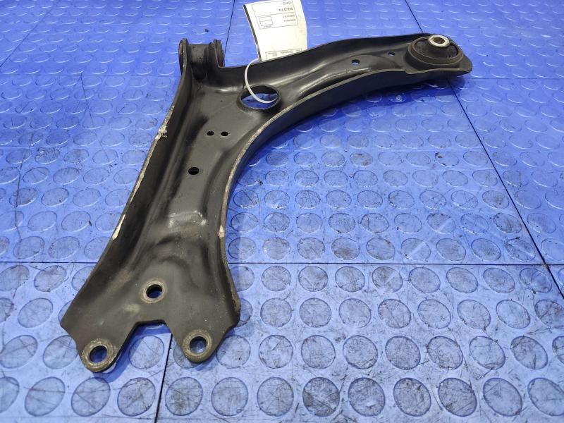2020 Volkswagen Passat Lower Control Arm Front