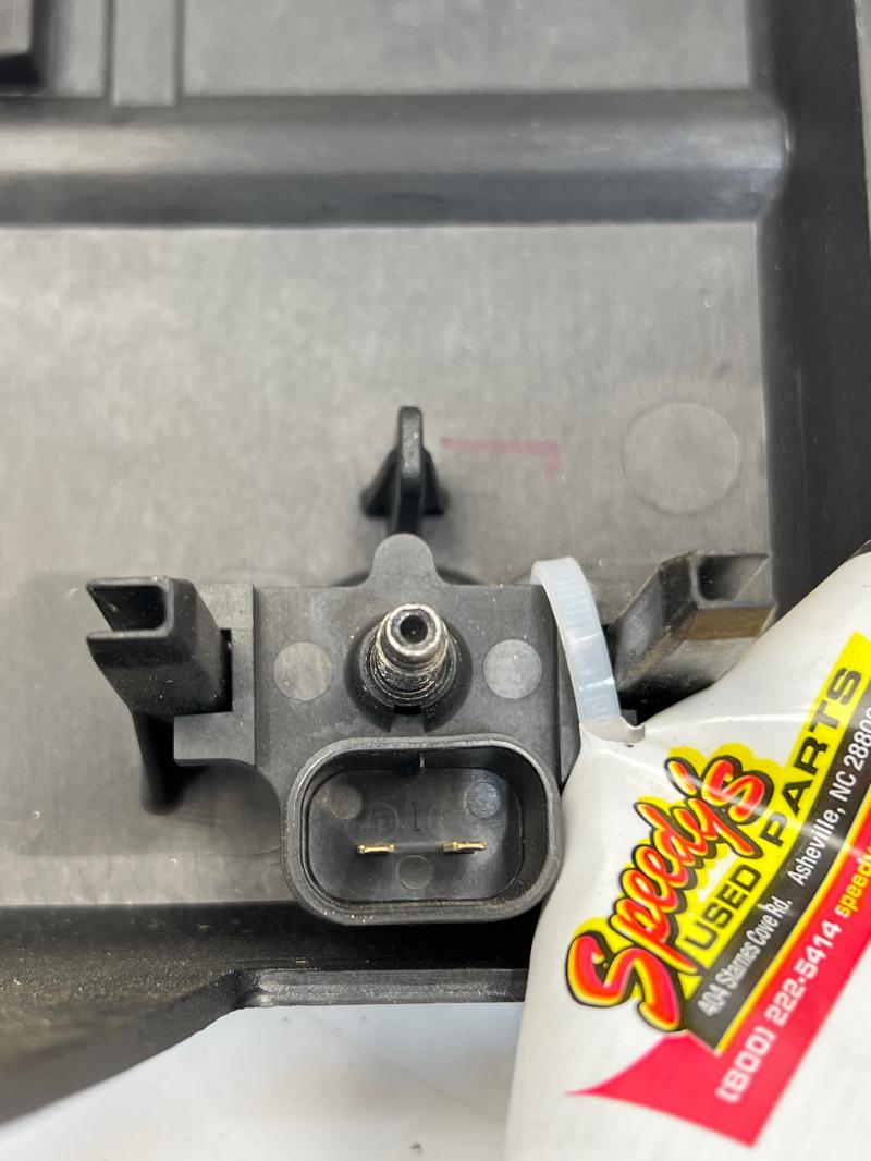 2012 Chevrolet Volt Engine Cover