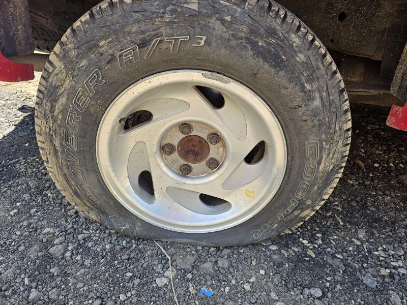 2001 Ford F-150 Wheel