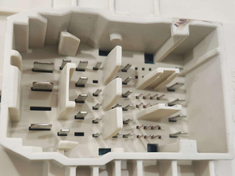 2021 Kia Forte Cabin Fuse Box