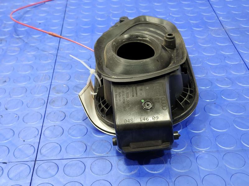 2018 Audi Q7 Fuel Tank Door