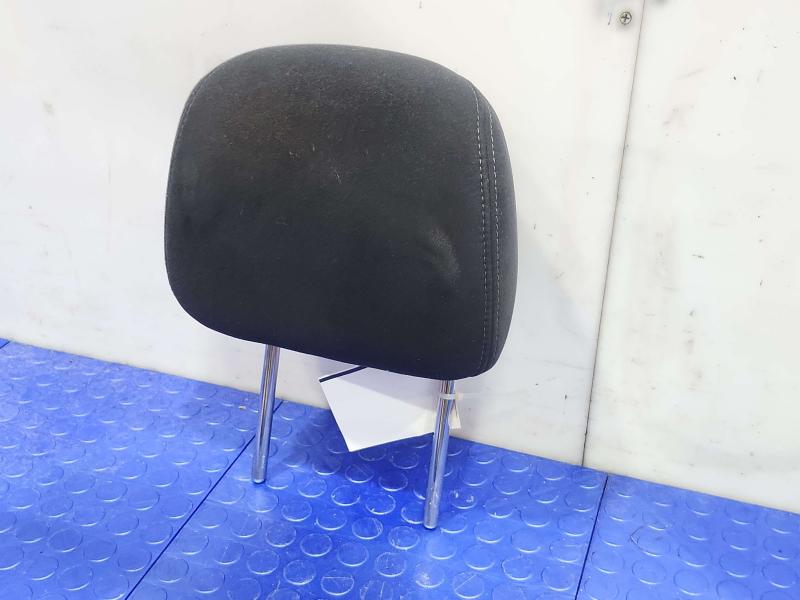 2013 Nissan Pathfinder Headrest