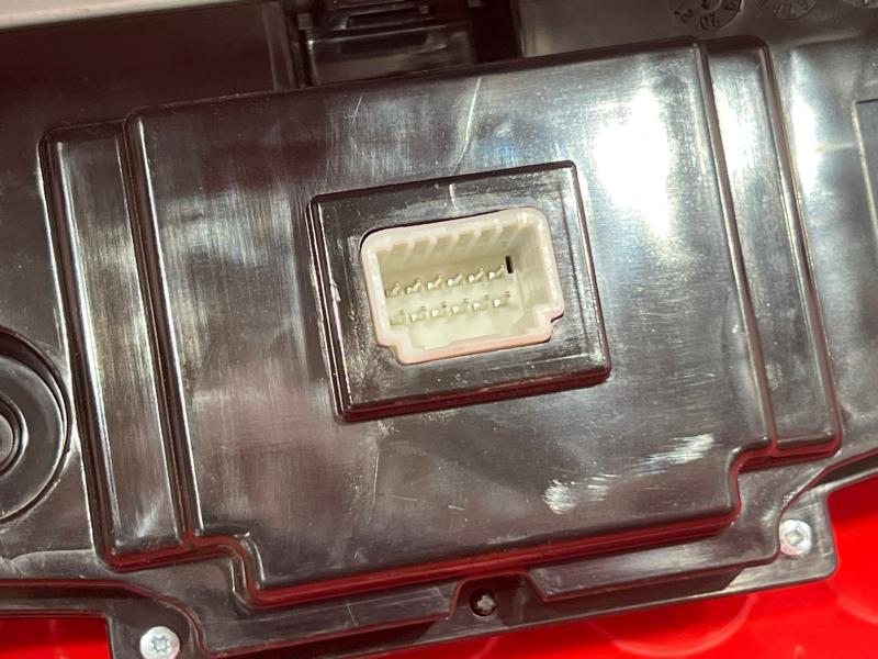 2020-2021 Kia Soul Radio Receiver / 7.0" Display Screen Assembly OEM 96160K0090WK