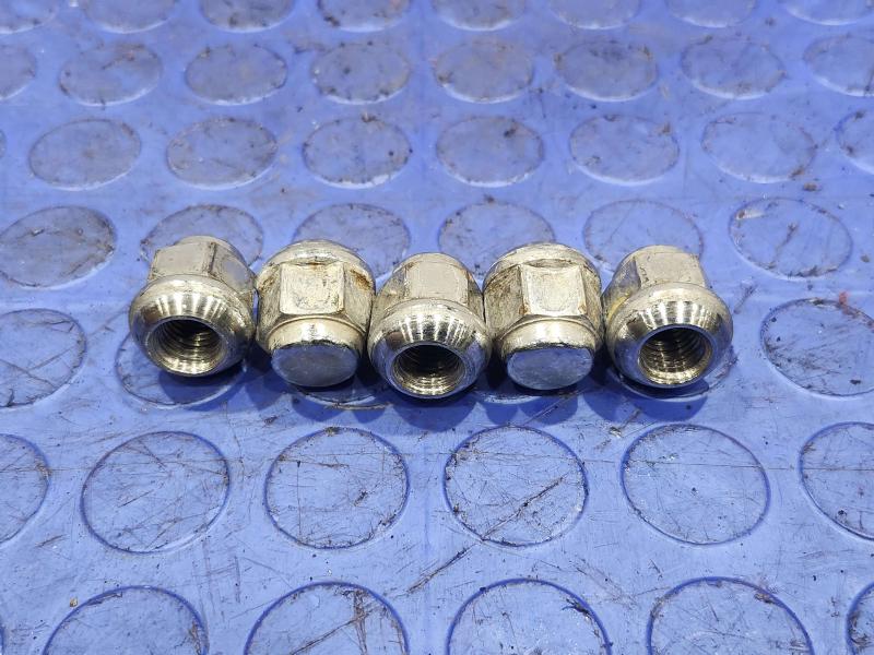 2015 Acura TLX Lug Nuts