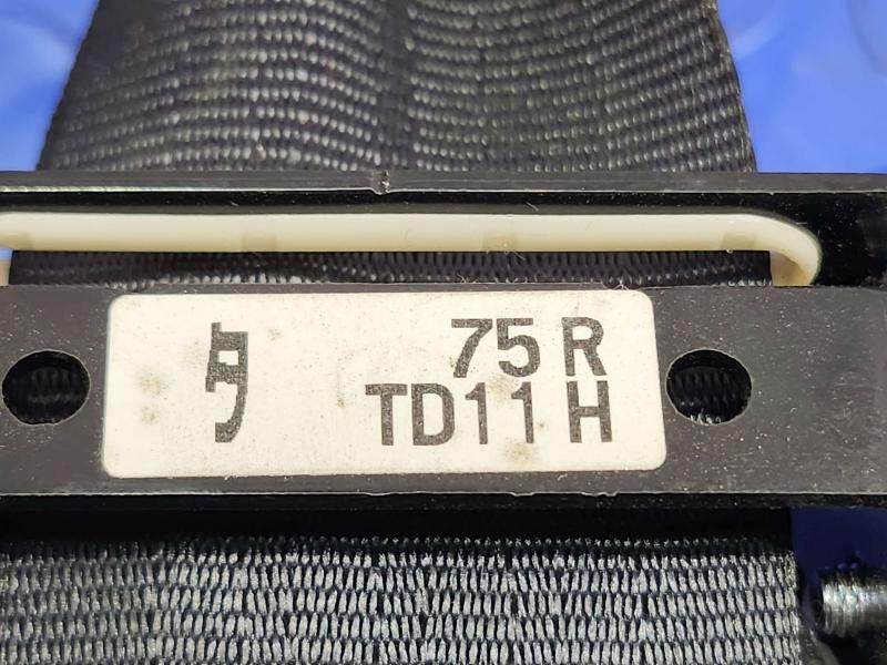 2011 Mazda CX-9 Front Seat Belt