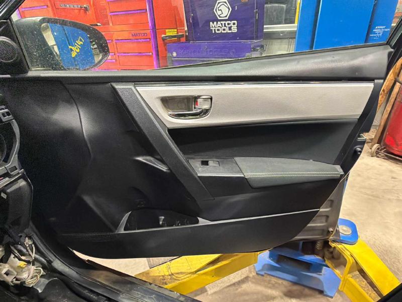 2017 Toyota Corolla Front Door Trim Panel