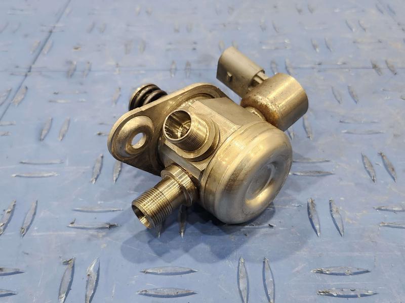 2014 Mercedes C-Class Fuel Pump