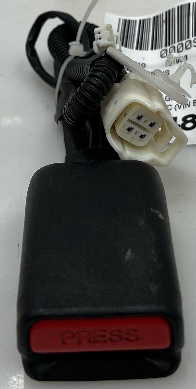 2013 Toyota Prius Front Seat Belt
