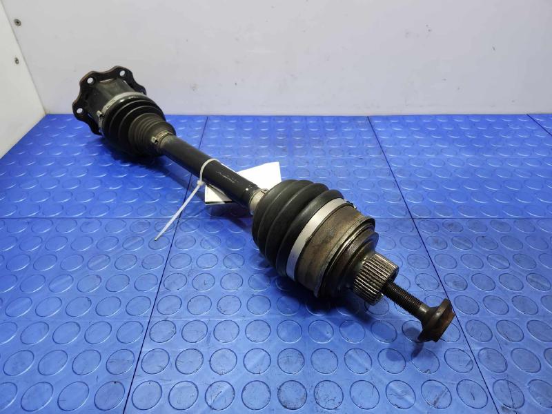 2018 Audi Q7 Axle Shaft