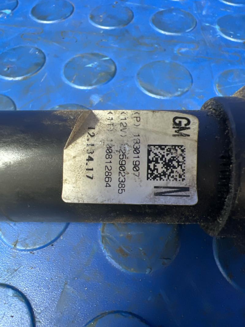 2011-2016 Buick Lacrosse Steering Intermediate Shaft Genuine OEM Part 13301907