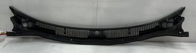 1998 - 2000 Toyota Rav4 Cowl Panel Top Cover Grille Genuine OEM 55700-42250