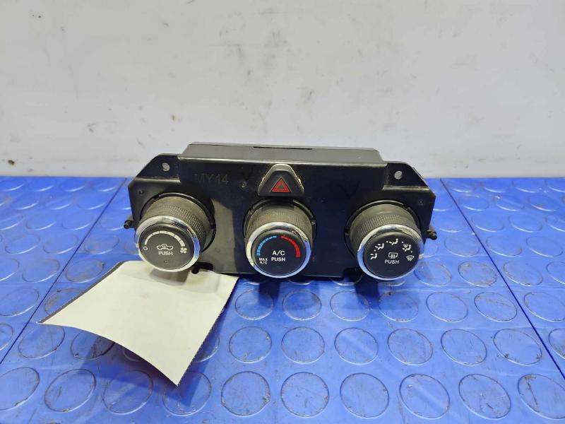 2014 Dodge Ram 1500 Manual Temperature Climate Control Panel OEM 68186217AC