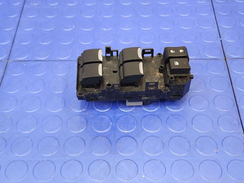 2014 Acura RLX Door Switch Front