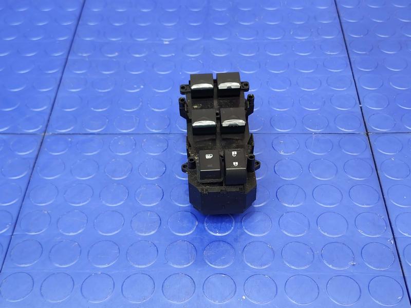 2014 Acura RLX Door Switch Front