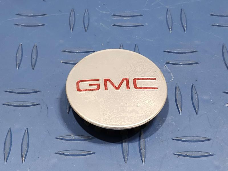 2017 GMC Acadia Center Cap