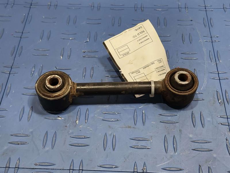 2017 Jeep Compass Lower Control Arm Rr