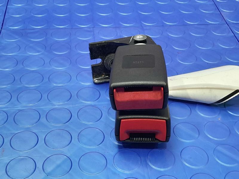 2013 Ford Fusion Rear Seat Belt