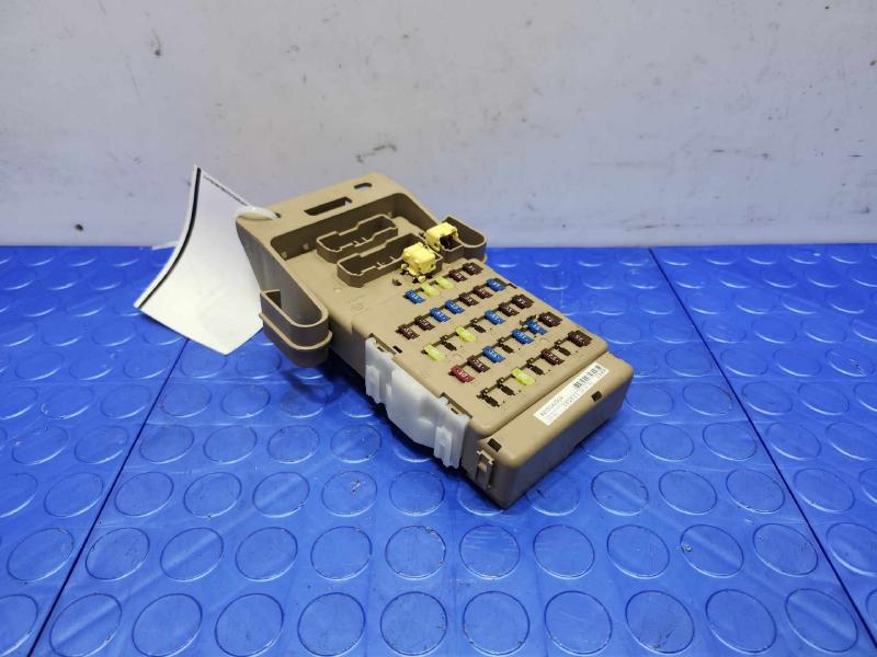 2010-2012 Subaru Outback Cabin Fuse Box Junction Block OEM 82201AJ00A