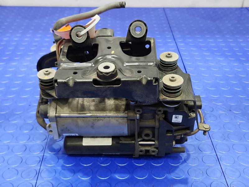 2017 Audi Q7 Air Ride Susp. Compressor