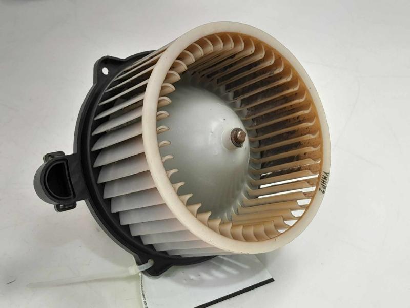 2017 - 2020 Hyundai Elantra Sedan Heater AC Blower Motor Assembly OEM 97113A4000