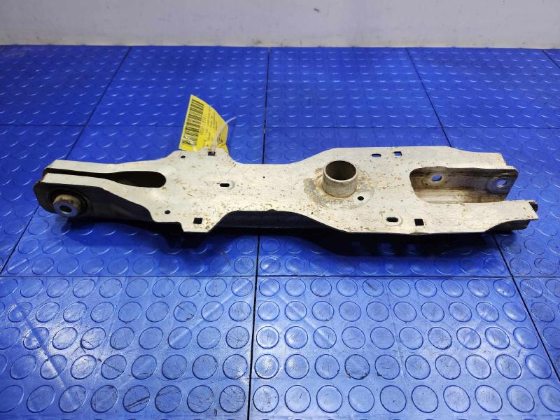 2021 Ford Escape Lower Control Arm Rr