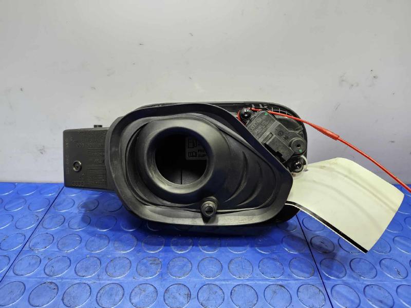 2018 Audi Q7 Fuel Tank Door