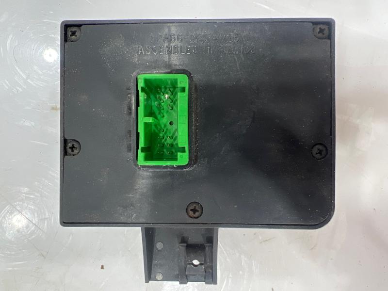 2004 Chevrolet Colorado Headlight Switch (Dash Mtd)