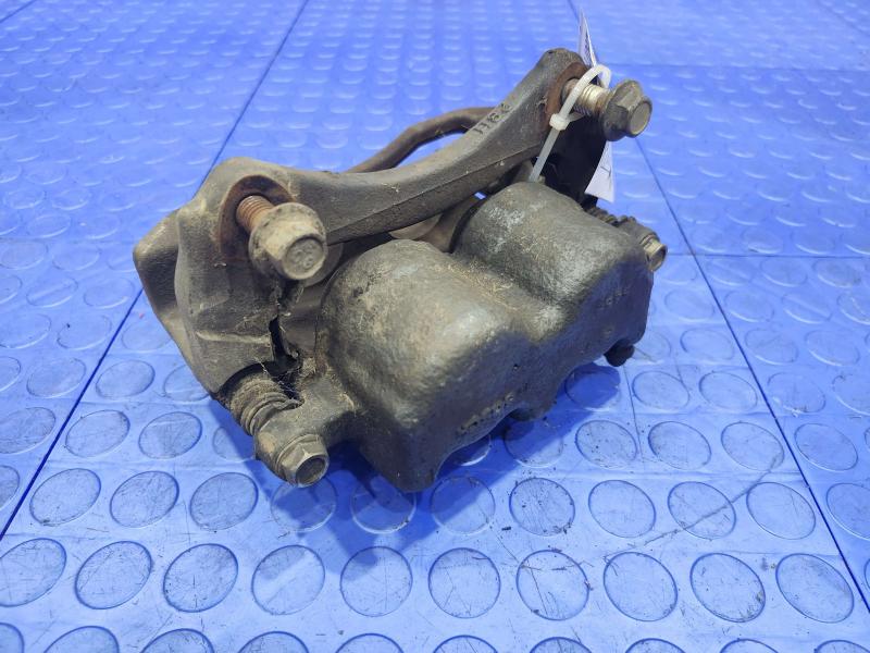2004 Ford Explorer Caliper