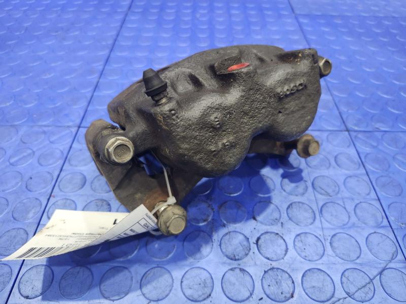 2004 Ford Explorer Caliper