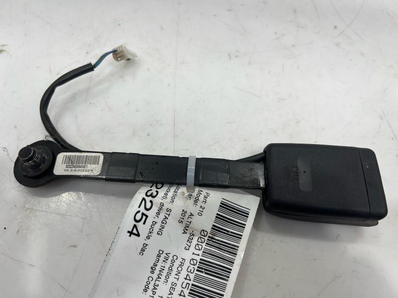 2015 Nissan Altima Front Seat Belt